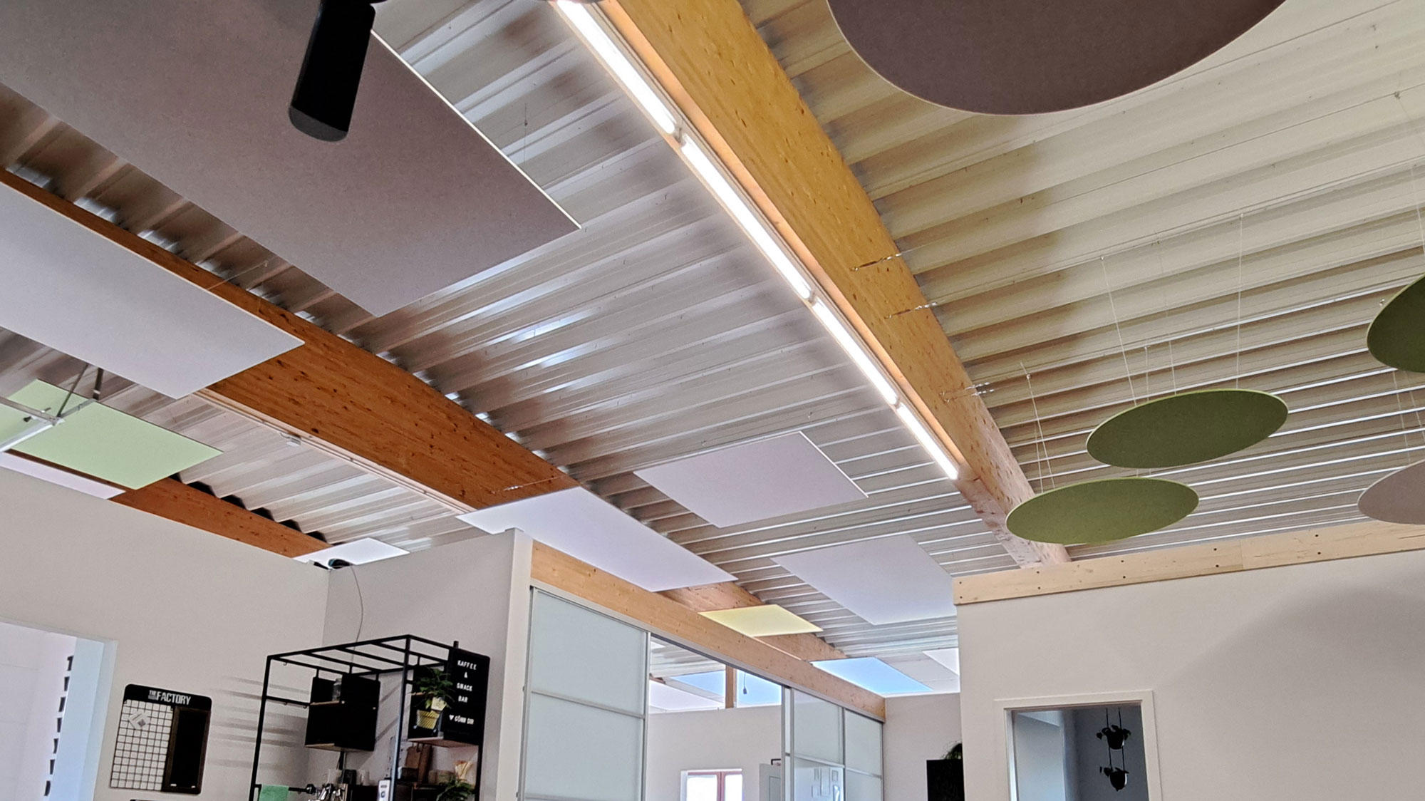 Alle Segel von unten